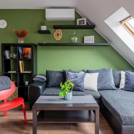Floral - New In Town Apartment Budapest